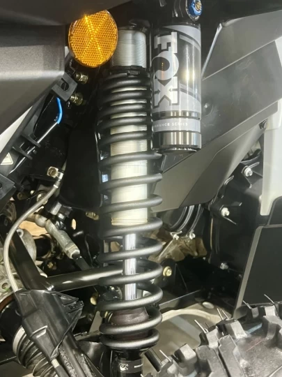 2024 BRP CAN-AM RENEGADE X-XC 1000R EFI + 4WD + DPS + FOX + SEULEMENT 1686 KM + RARE & A1 