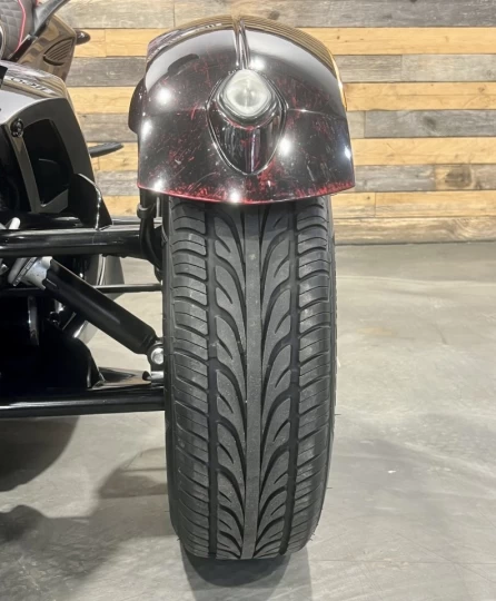 2011 BRP CAN-AM SPYDER RS-S SE-5 (SEMI-AUTOMATIQUE) BAS KM 27853 KM + COLEUR & LOOK UNIQUE + A1 