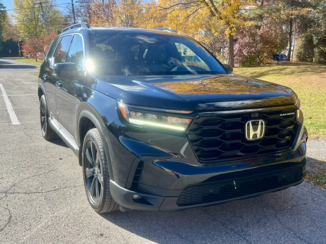 HONDA PILOT BLACK EDITION AWD + V6 3.5L + SEULEMENT 34856 KM + GARANTIE  2023